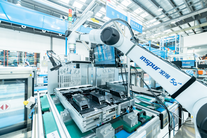 高端制造业 新一代毕业生的职业新蓝海